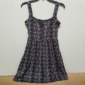 BeBop dress Small floral print sleeveless v-neck fit & flare pockets stretch